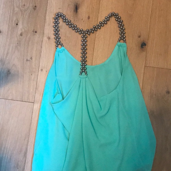 Turquoise tank - Picture 2 of 3